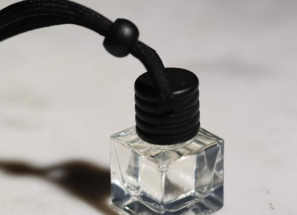 מפיץ ריח לאוטו