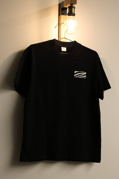 חולצת זברה – שחור